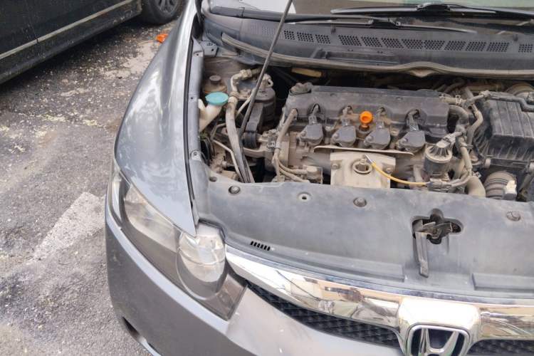 Used Honda Civic 2009 1.8L automatic comfort version Engine Bay Right