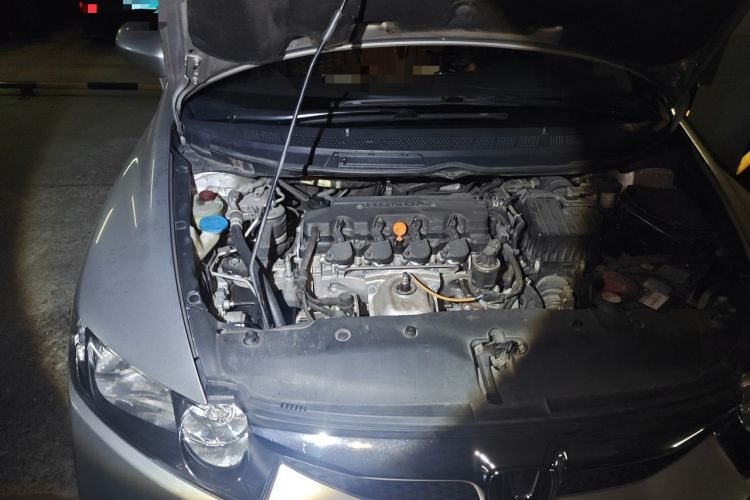 Used Honda Civic 2009 1.8L automatic comfort version Engine Bay Right