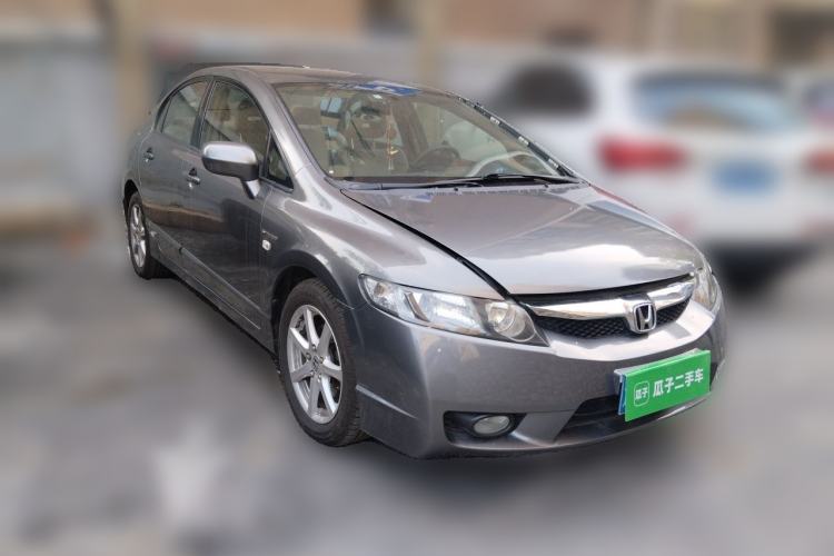 Used Honda Civic 2009 1.8L automatic comfort version Front Right 45 Deg