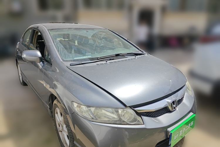 Used Honda Civic 2009 1.8L automatic luxury edition Front Right 45 Deg