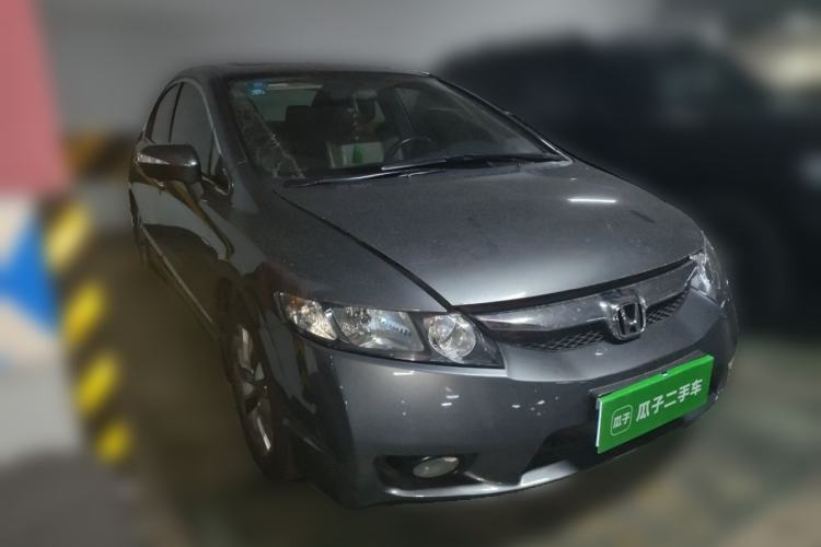 Used Honda Civic 2009 1.8L automatic luxury edition Front Right 45 Deg