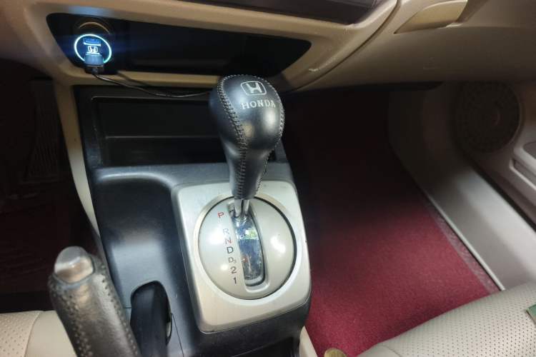 Used Honda Civic 2009 1.8L automatic comfort version Gear Lever