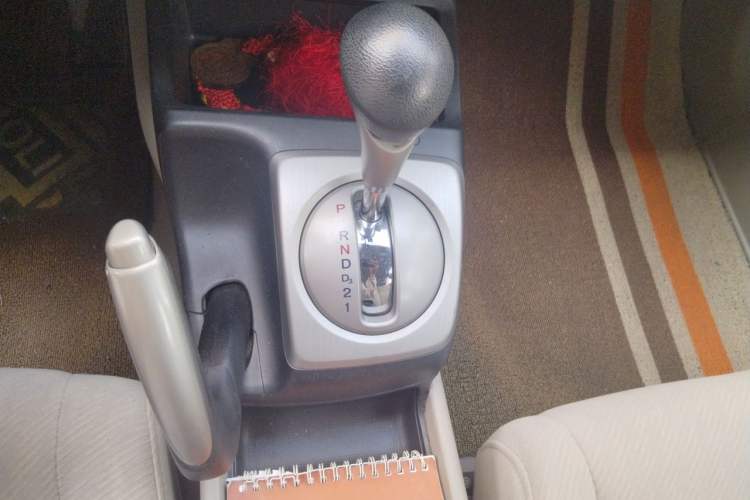 Used Honda Civic 2009 1.8L automatic comfort version Gear Lever