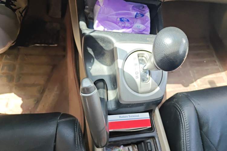 Used Honda Civic 2009 1.8L automatic luxury edition Gear Lever