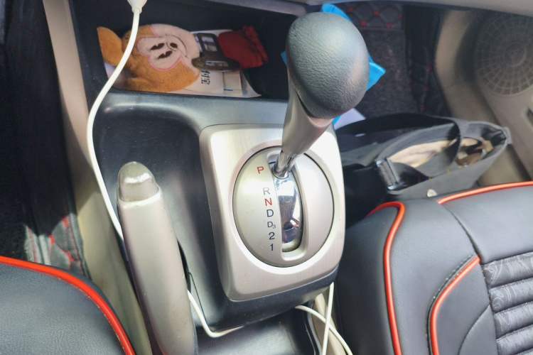 Used Honda Civic 2009 1.8L Automatic Classic Edition Gear Lever