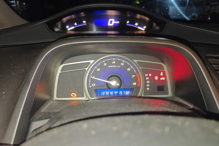 Used Honda Civic 2009 1.8L automatic luxury edition Instrument Cluster