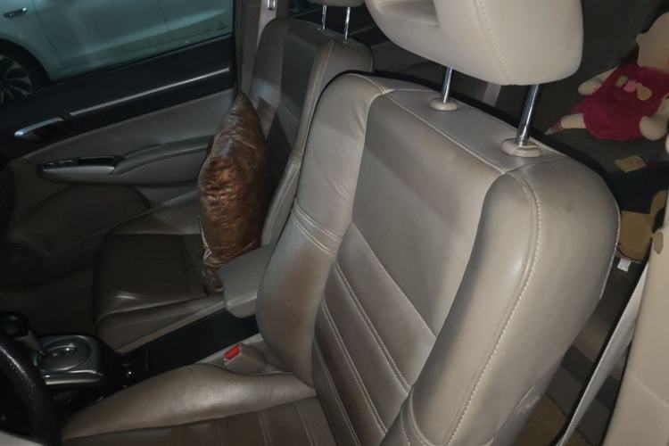 Used Honda Civic 2009 1.8L automatic luxury edition Left Front Seat