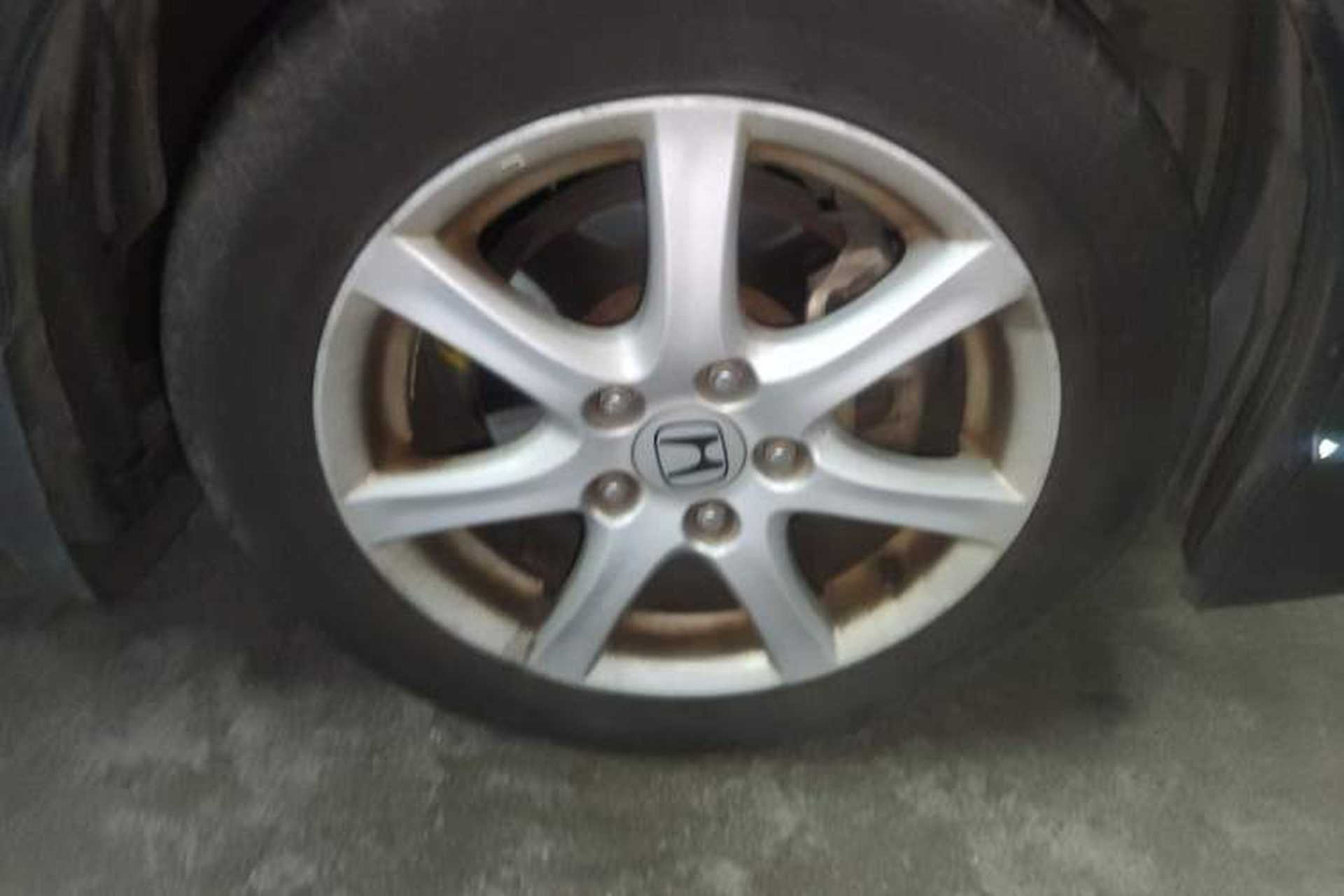 Used Honda Civic 2009 1.8L automatic comfort version Right Front Wheel Hub