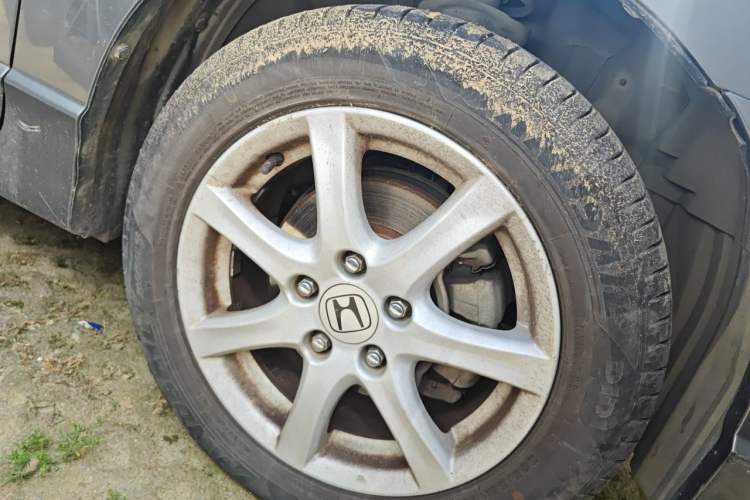 Used Honda Civic 2009 1.8L automatic luxury edition Right Front Wheel Hub