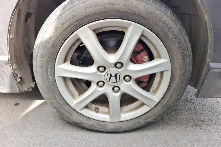 Used Honda Civic 2009 1.8L manual comfort version Right Front Wheel Hub