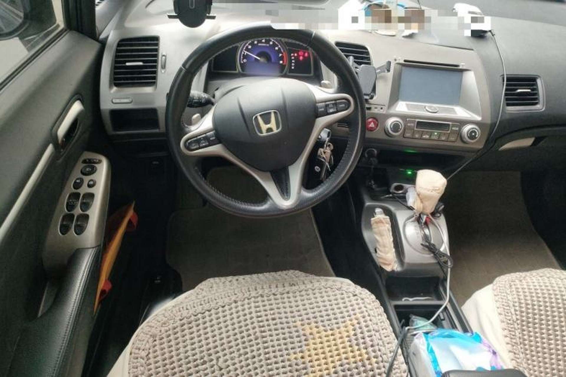 Used Honda Civic 2009 1.8L automatic luxury edition Steering Wheel