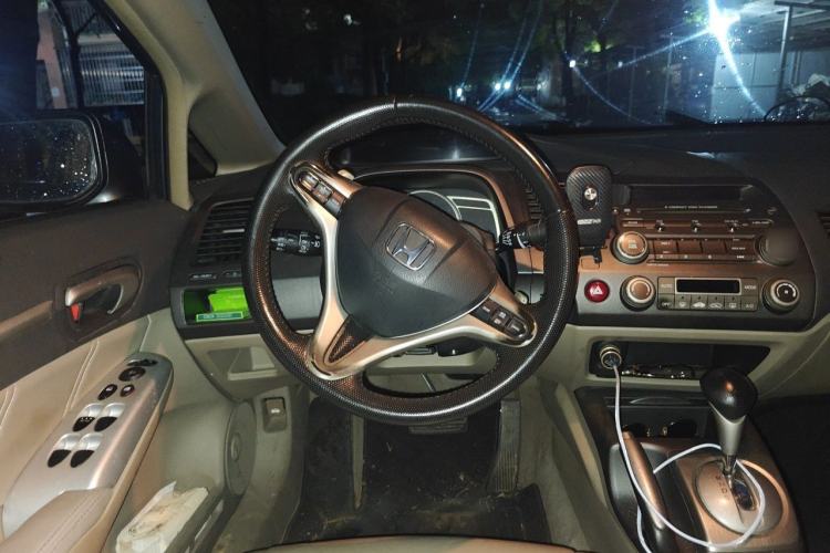 Used Honda Civic 2009 1.8L automatic luxury edition Steering Wheel
