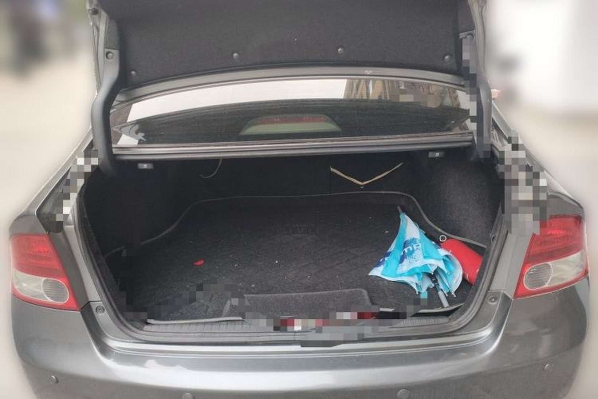 Used Honda Civic 2009 1.8L automatic luxury edition Trunk