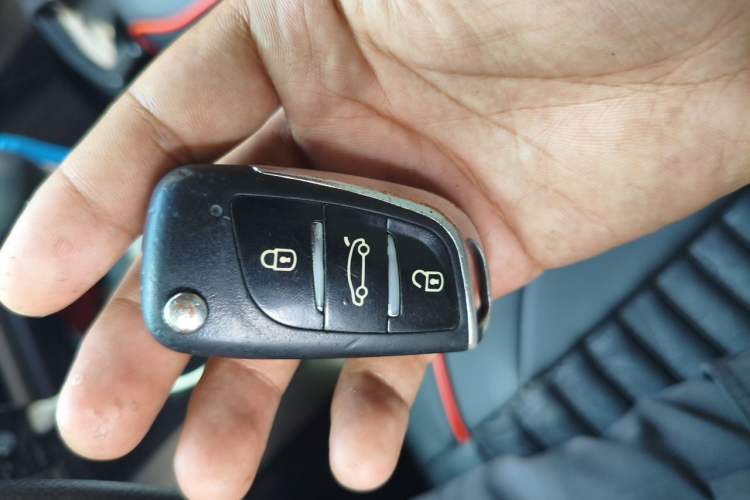 Used Honda Civic 2009 1.8L Automatic Classic Edition Vehicle Key