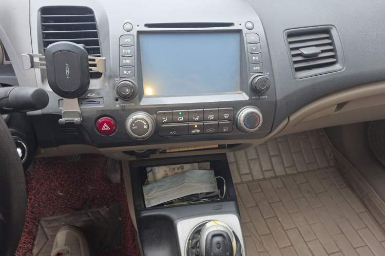 Used Honda Civic 2009 1.8L Manual Classic Edition Audio And AC Panel