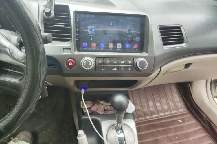 Used Honda Civic 2009 1.8L Automatic Classic Edition Audio And AC Panel