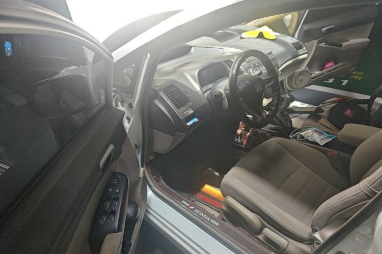 Used Honda Civic 2009 1.8L manual comfort version Driver Seat
