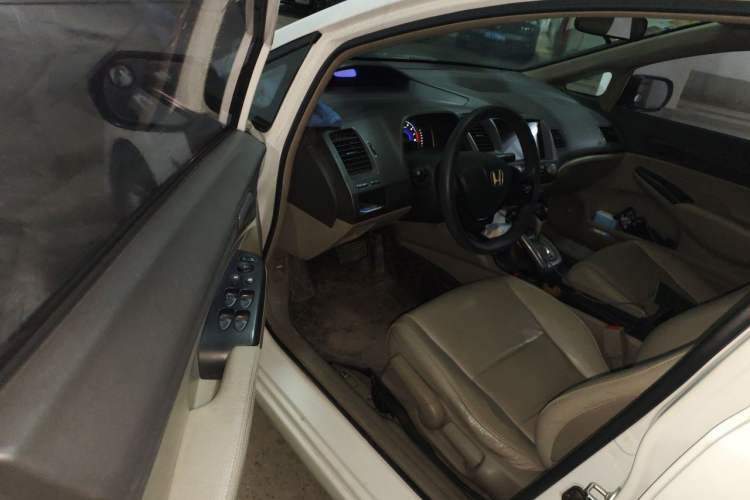 Used Honda Civic 2009 1.8L Automatic Classic Edition Driver Seat