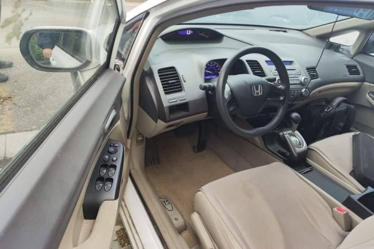 Used Honda Civic 2009 1.8L Automatic Classic Edition Driver Seat