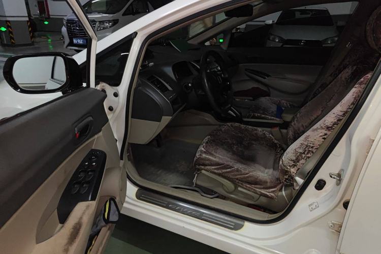 Used Honda Civic 2009 1.8L Automatic Classic Edition Driver Seat