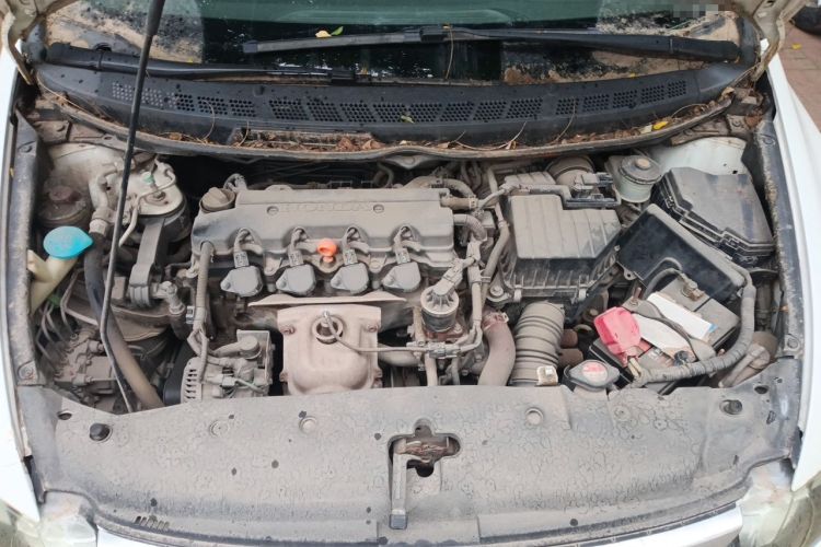 Used Honda Civic 2009 1.8L automatic comfort version Engine Bay