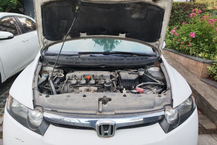 Used Honda Civic 2009 1.8L Automatic Classic Edition Engine Bay