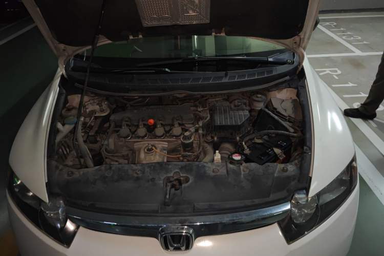 Used Honda Civic 2009 1.8L Automatic Classic Edition Engine Bay