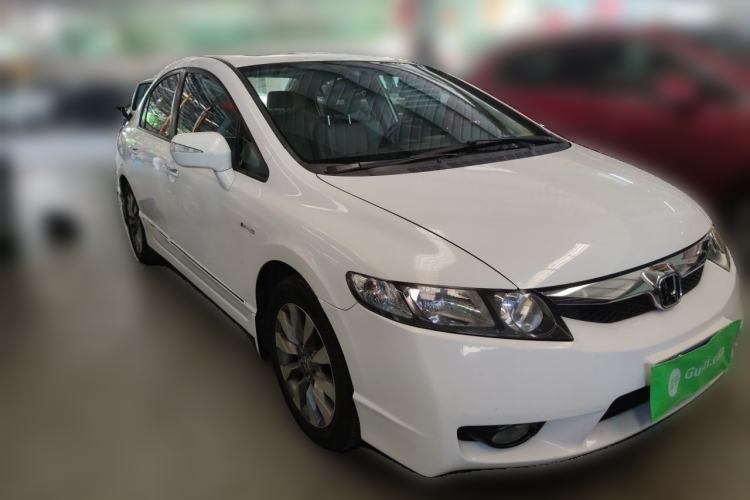 Used Honda Civic 2009 1.8L automatic luxury edition Front Right 45 Deg