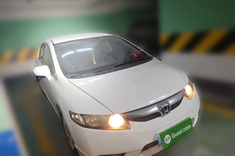Used Honda Civic 2009 1.8L automatic prestige version Front Right 45 Deg