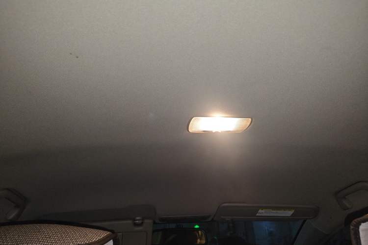 Used Honda Civic 2009 1.8L automatic luxury edition Headliner