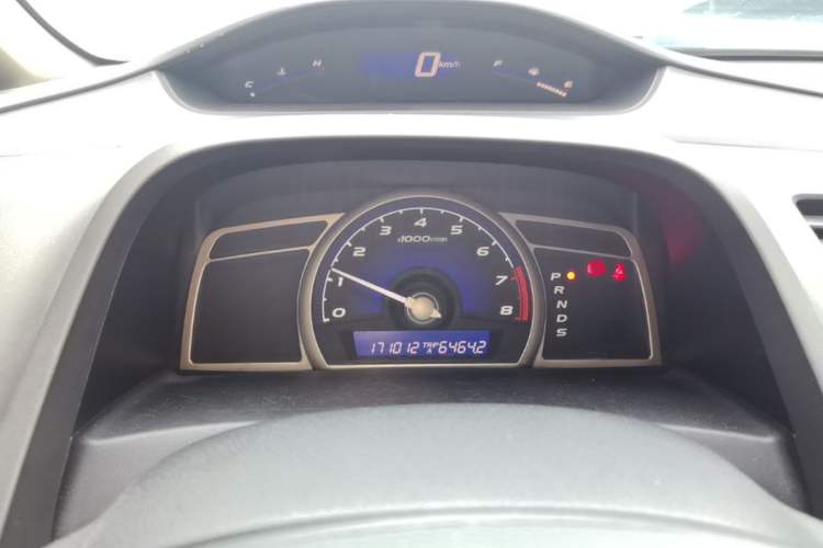 Used Honda Civic 2009 1.8L automatic luxury edition Instrument Cluster