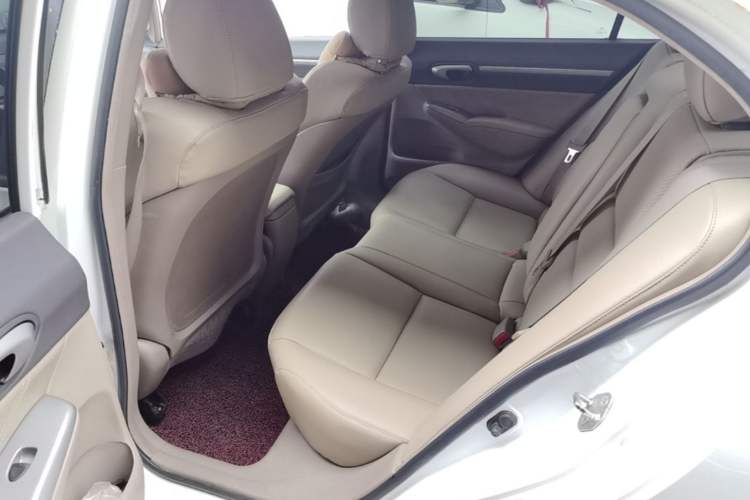 Used Honda Civic 2009 1.8L automatic luxury edition Left Rear Seat