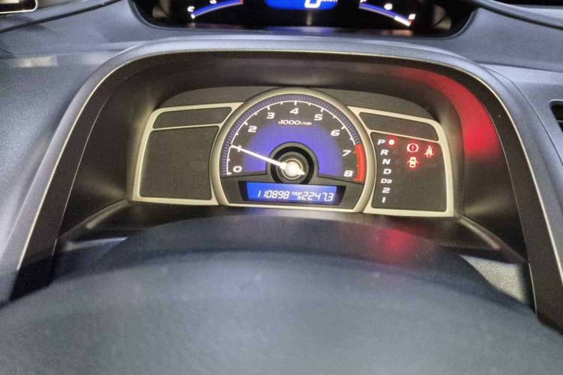 Used Honda Civic 2009 1.8L Automatic Classic Edition Odometer Close Up