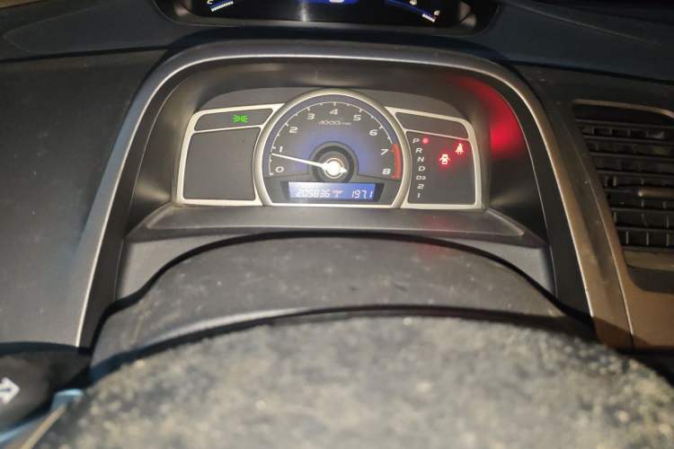 Used Honda Civic 2009 1.8L automatic prestige version Odometer Close Up