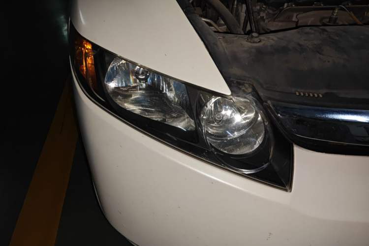 Used Honda Civic 2009 1.8L Automatic Classic Edition Right Front Headlight