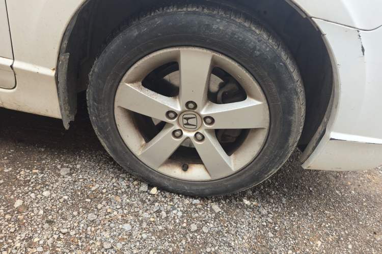 Used Honda Civic 2009 1.8L Manual Classic Edition Right Front Wheel Hub
