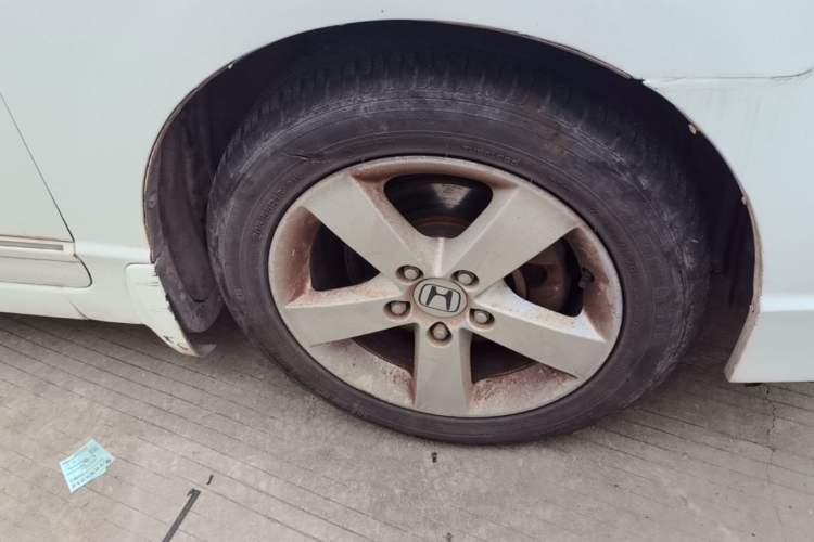 Used Honda Civic 2009 1.8L automatic luxury edition Right Front Wheel Hub
