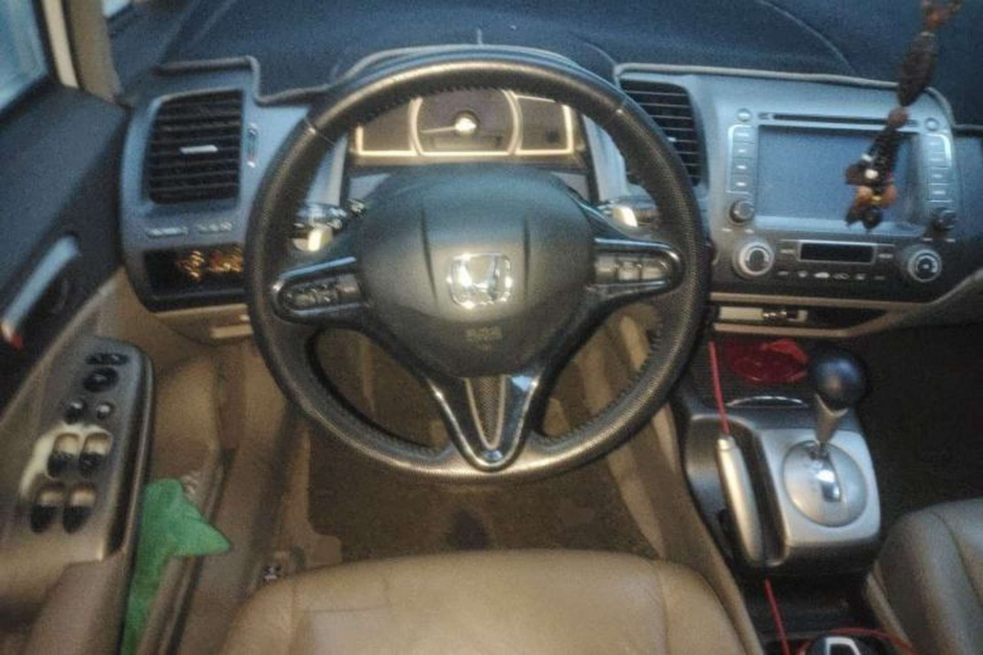 Used Honda Civic 2009 1.8L automatic luxury edition Steering Wheel