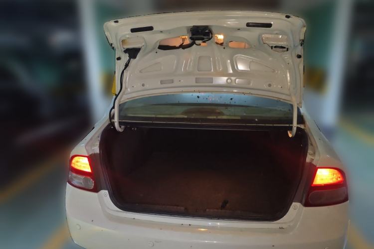 Used Honda Civic 2009 1.8L automatic prestige version Trunk