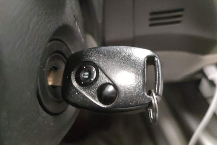 Used Honda Civic 2009 1.8L automatic luxury edition Vehicle Key