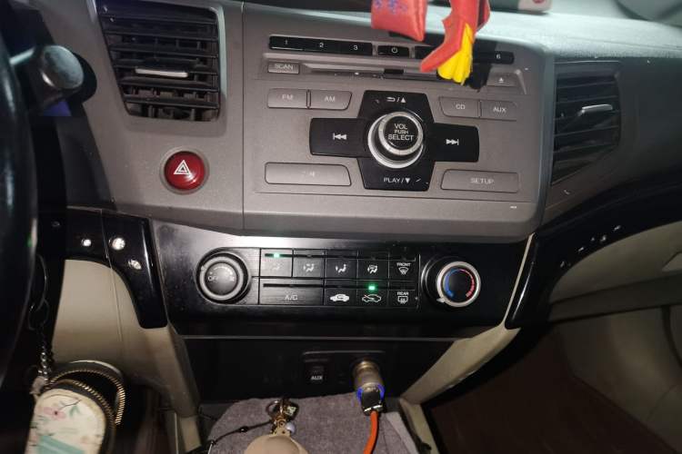 Used Honda Civic 2012 1.8L automatic comfort version Audio And AC Panel