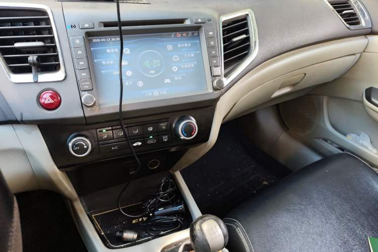 Used Honda Civic 2012 1.8L manual Comfort version Audio And AC Panel