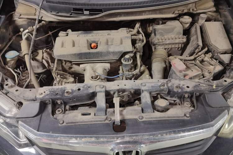 Used Honda Civic 2012 1.8L automatic comfort version Engine Bay