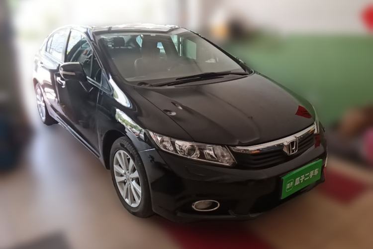 Used Honda Civic 2012 1.8L automatic luxury edition Front Right 45 Deg