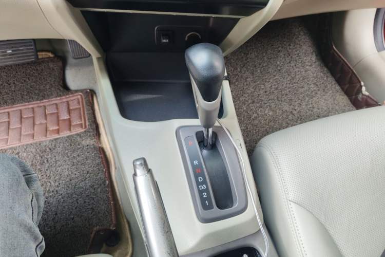 Used Honda Civic 2012 1.8L automatic comfort version Gear Lever