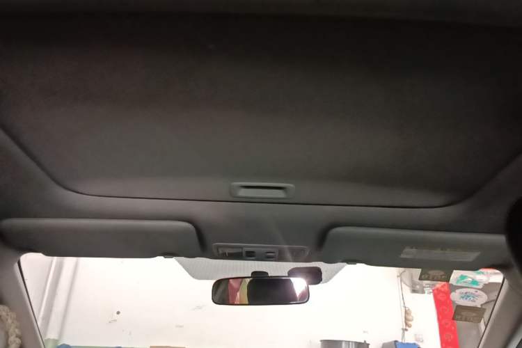 Used Honda Civic 2012 1.8L automatic luxury edition Headliner