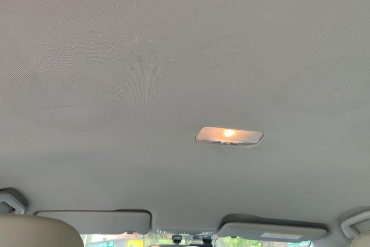 Used Honda Civic 2012 1.8L automatic comfort version Headliner