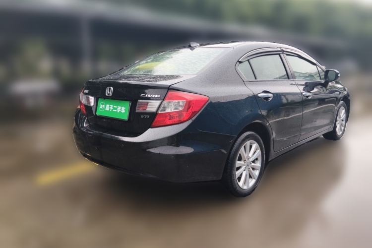 Used Honda Civic 2012 1.8L automatic luxury edition Rear Right 45 Deg