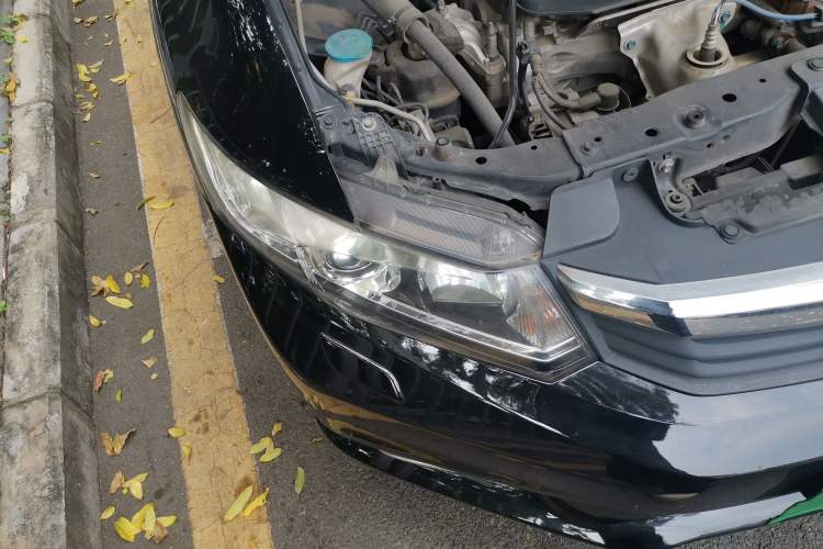 Used Honda Civic 2012 1.8L automatic luxury edition Right Front Headlight