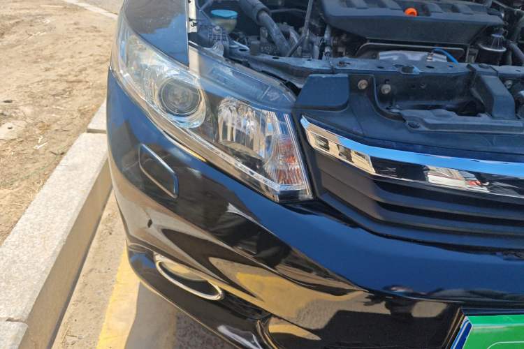 Used Honda Civic 2012 1.8L automatic luxury edition Right Front Headlight